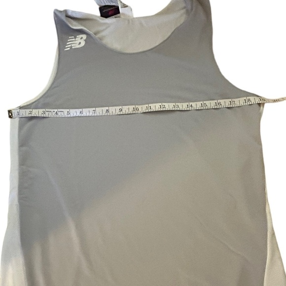 New Balance Reversible UNISEX Jersey Tank Top • NWT • Size: Medium - Picture 5 of 11